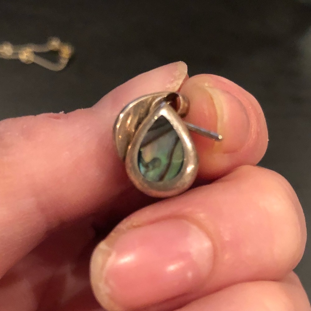 Teardrop earrings